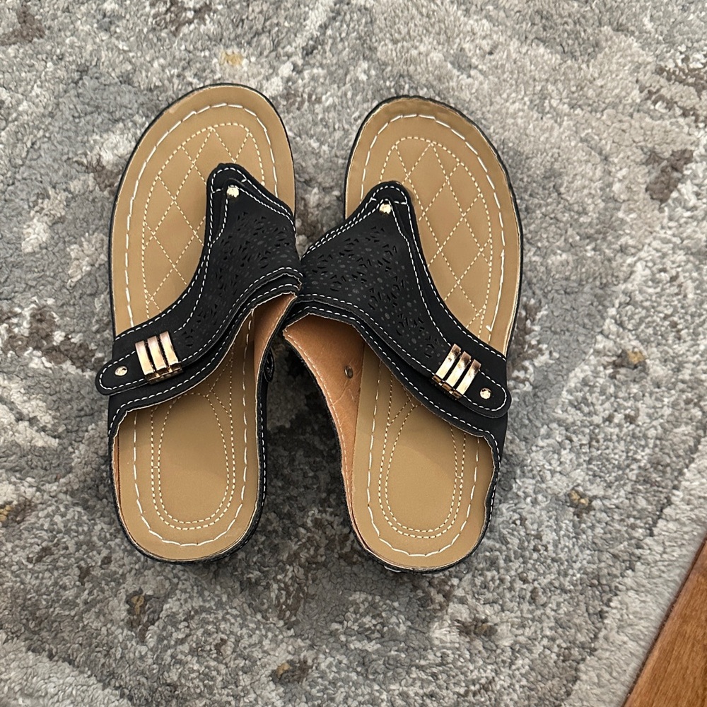 Black & Tan Quilted Slip-On Sandals